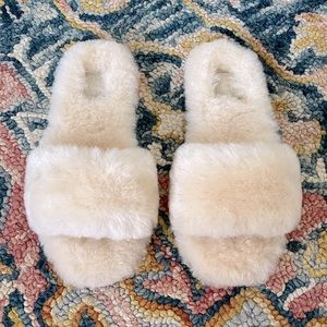 NWT ✨ UGG Fluff Genuine Sheep Fur Slipper